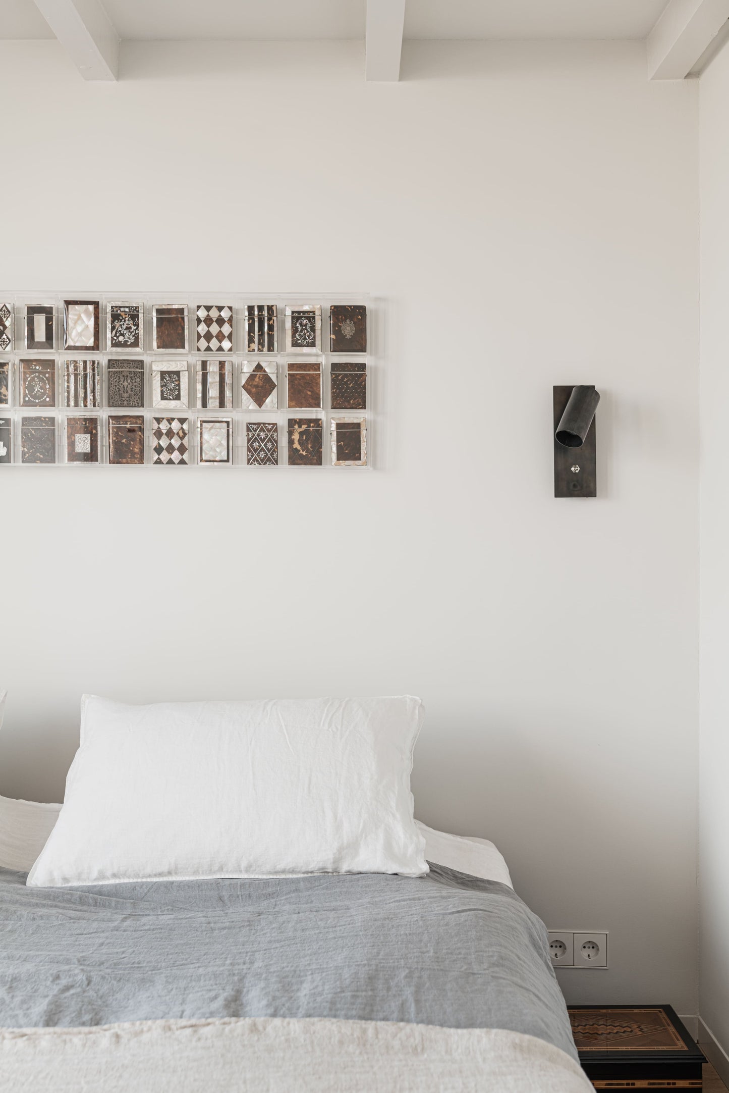 Luxe Interieurproject met Groene Verdi Alpi en Witte Estremoz Marmer