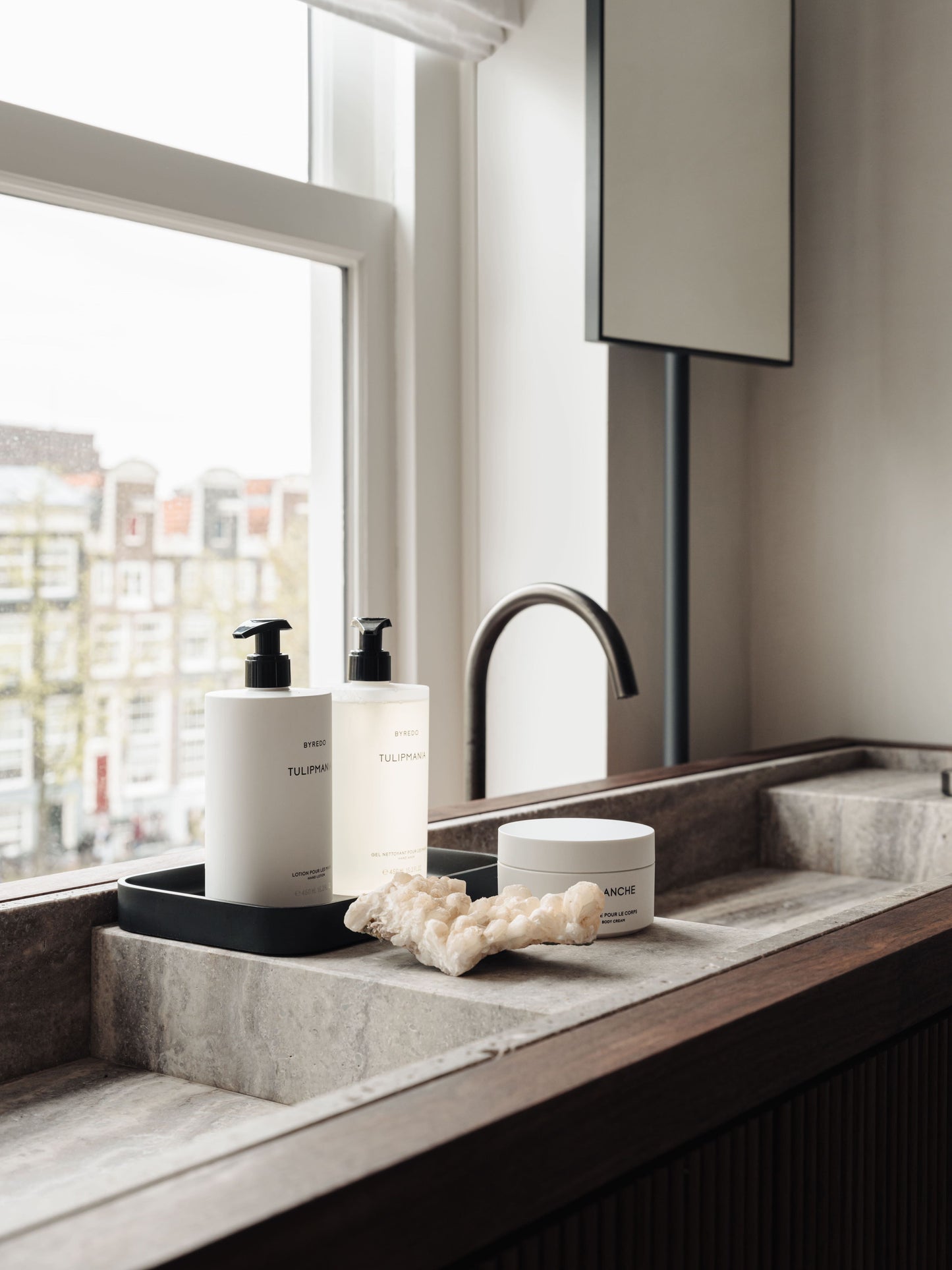 Luxe Interieurontwerp met Hoogwaardige Natuurstenen